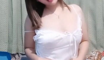 Cindy Body Seksi Show Bugil