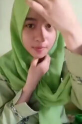 Dian Fatmala Hijab Hijau.jpg