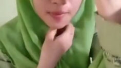 Dian Fatmala Hijab Hijau.jpg