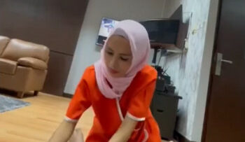 Pijat Mbak Jilbab.jpg