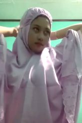 Maya Hijab Hobi Bogel