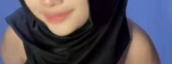 Adina Hijab Pamer Bogel.jpg