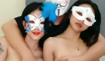 MONI Main 3Some Bergantian Part1.jpg