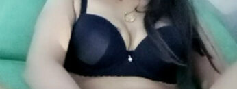 NUNA Ngangkang Colok Pakai Jari.jpg